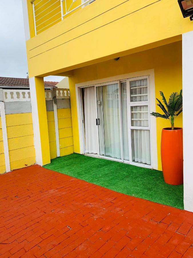 Mowetu Guest House เคปทาวน์ ภายนอก รูปภาพ