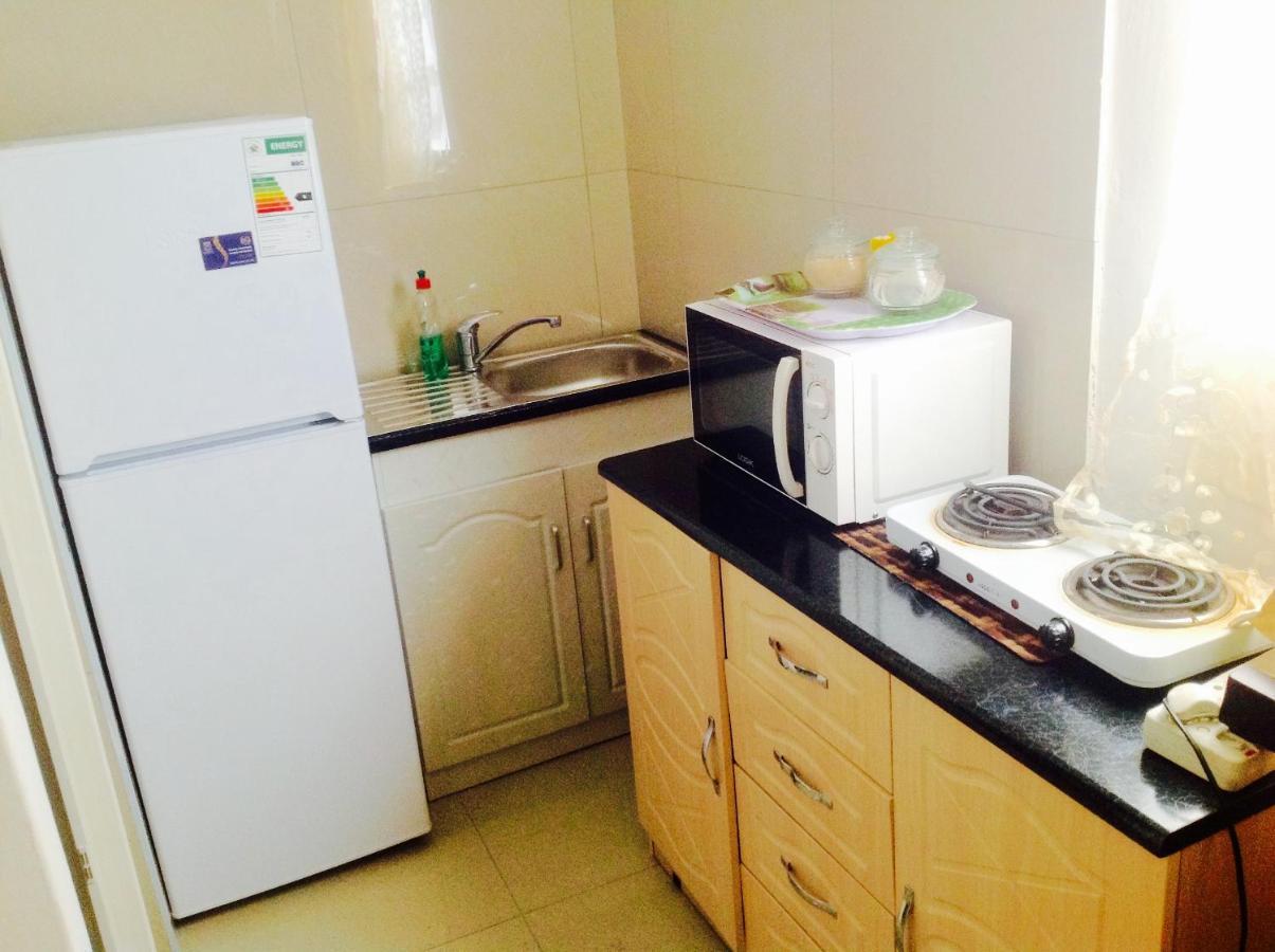 Mowetu Guest House เคปทาวน์ ภายนอก รูปภาพ